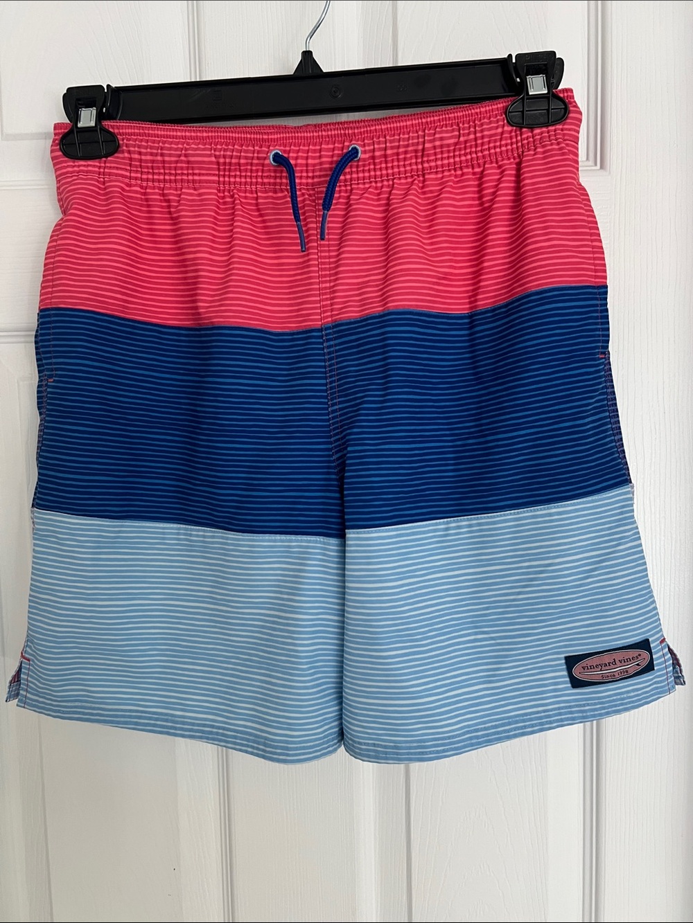 Vineyard Vines Boys Large Coral Navy & Light Blue Stripe Swim Trunks